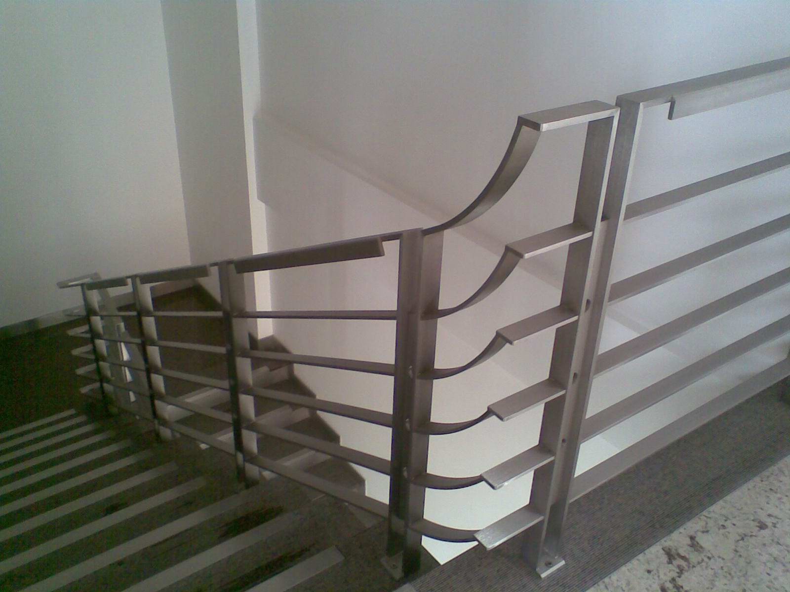 Railing r4